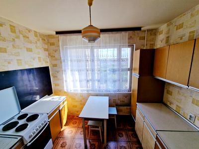 квартира за адресою Квітневий пров., 8