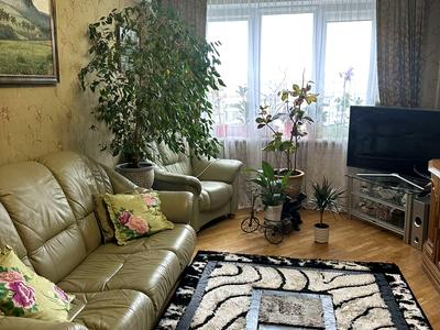 квартира за адресою Небесної Сотні просп. (Маршала Жукова), 10-Б