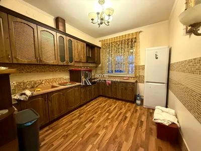 будинок за адресою Вишнева вул.