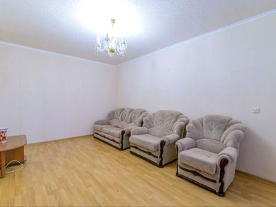 квартира за адресою Ревуцького вул., 7