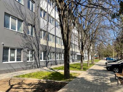 квартира по адресу Парижской Коммуны ул., 4