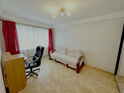 квартира за адресою Братиславська вул., 20