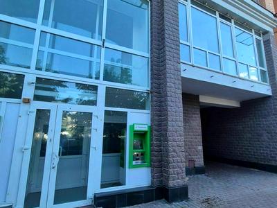 комерційна за адресою Володимира Івасюка просп. (Героїв Сталінграду), 10-А
