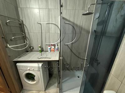 квартира за адресою Бишівська вул., 7