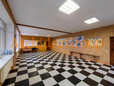 комерційна за адресою Заводська, 36Б