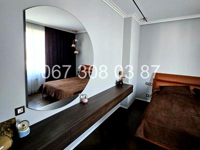квартира за адресою Микільсько-Слобідська вул., 3-А