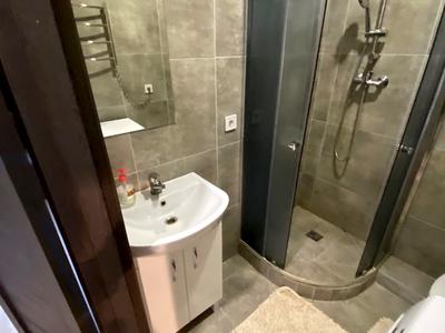 квартира за адресою Салютна вул., 2