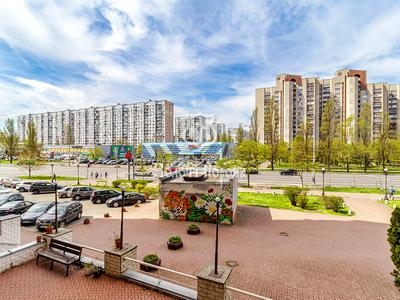 квартира за адресою Володимира Івасюка просп. (Героїв Сталінграду), 22