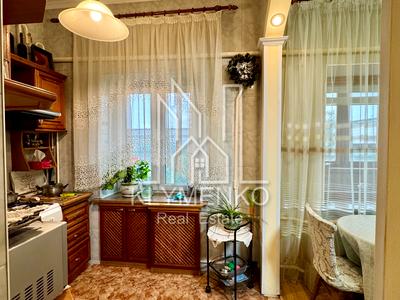 квартира за адресою Сулеймана Стальського вул., 4