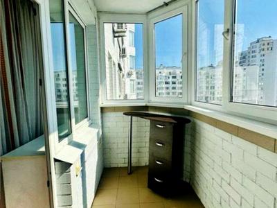 квартира за адресою Миколи Бажана просп., 12