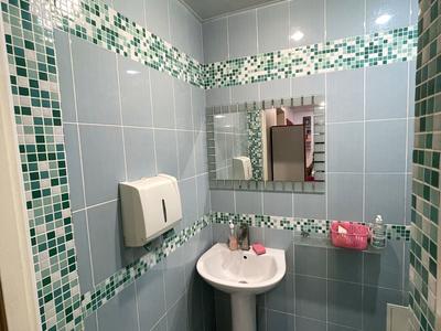 комерційна за адресою Яценка вул., 8
