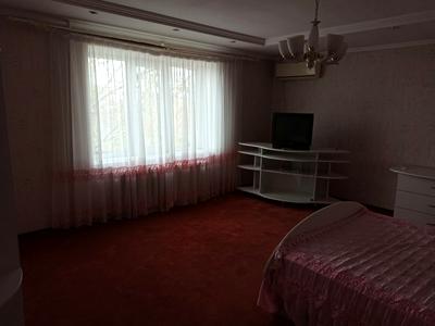 дом по адресу Першотравнева, 11