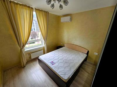 квартира за адресою Салютна вул., 2