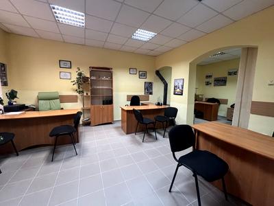 коммерческая по адресу Корятовича пл., 15