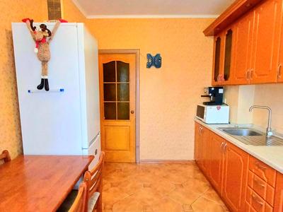 квартира за адресою Володимира Івасюка просп. (Героїв Сталінграду), 61