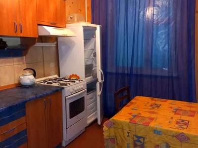 квартира за адресою Яни Червоної вул., 13