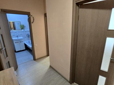 квартира за адресою Братська вул., 12