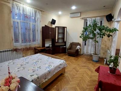 квартира за адресою Садова вул., 19