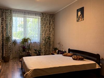 квартира за адресою Патріарха Мстислава Скрипника вул., 40