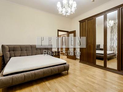квартира за адресою Шовковична вул., 23