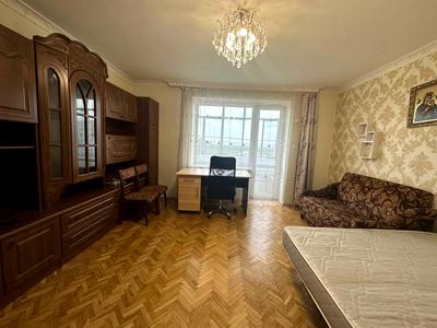 квартира за адресою Медової Печери вул. (), 36