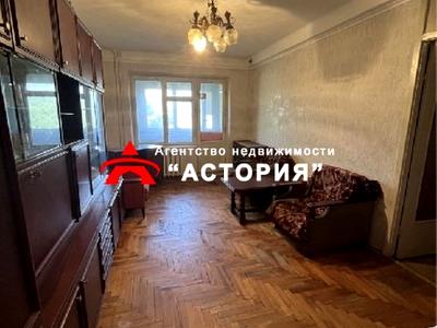 квартира за адресою Героїв Крут вул. (12 Квітня), 63