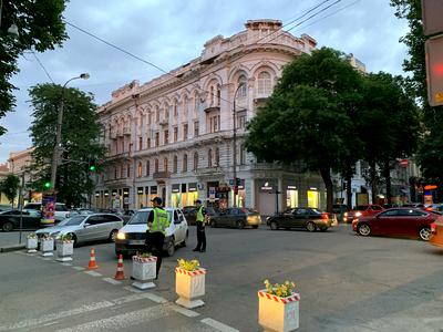 комерційна за адресою Грецька вул., 25