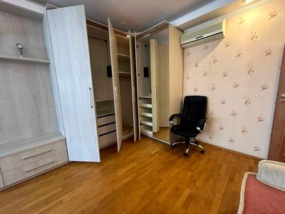 квартира по адресу Миколы Бажана просп., 10