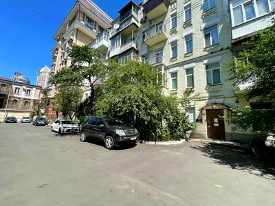 квартира за адресою Саксаганського вул., 102-Б