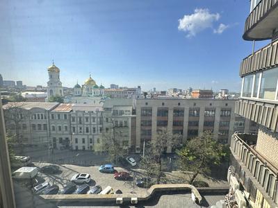квартира за адресою Михайла Грушевського вул. (Карла Лібкнехта), 1