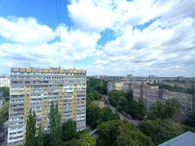 квартира за адресою житловий масив Тополя-3 вул., 56