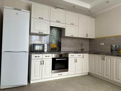квартира за адресою Драгоманова вул., 10