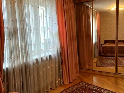 квартира за адресою Довженка вул., 1