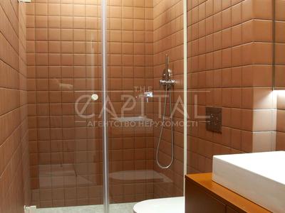 комерційна за адресою Кловський узвіз, 7a