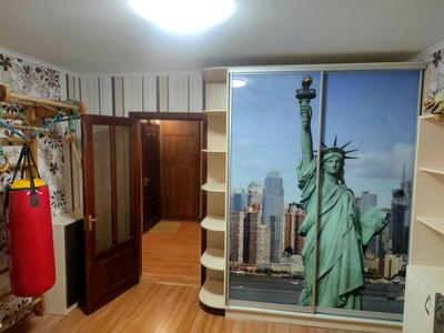 квартира за адресою Святошинська пл., 1