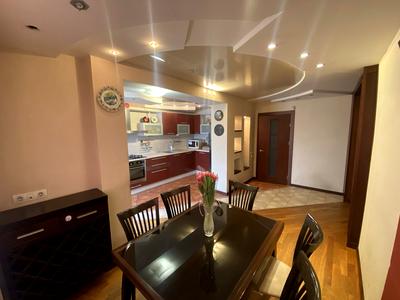 квартира по адресу Героев просп., 3