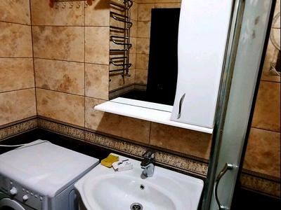 квартира за адресою Залізнична вул., 25
