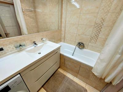квартира по адресу Миколы Бажана просп., 1-А