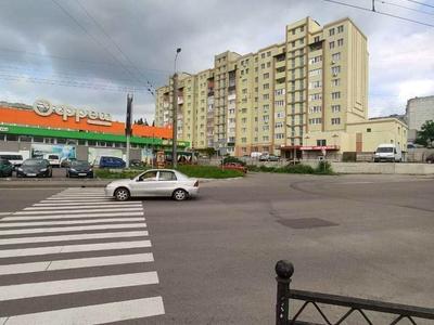 комерційна за адресою вул. Богоявленська, 38