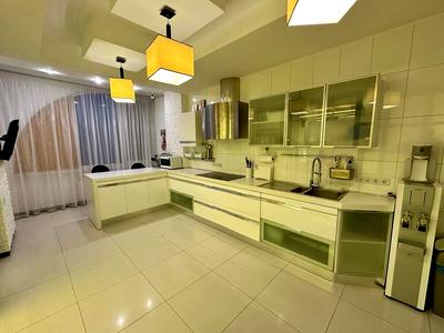 квартира по адресу Адмиральская ул., 31б