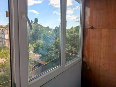 квартира за адресою Героїв Крут вул. (Валентини Терешкової), 33