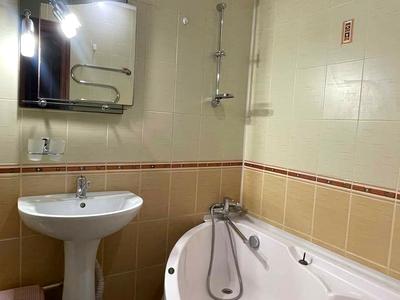 квартира за адресою Міцкевича вул., 5