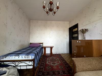 квартира за адресою Академіка Глушкова просп., 23