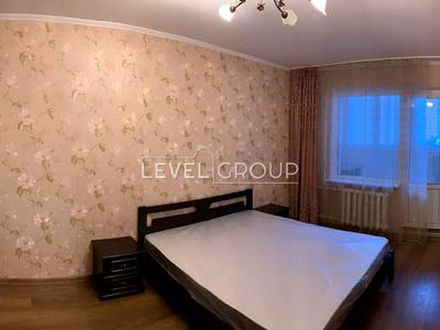 квартира за адресою Григорія Ващенка вул., 1