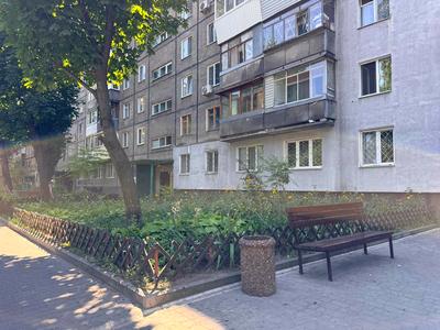 квартира за адресою Калинова вул., 82
