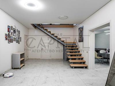 будинок за адресою центральна, 1