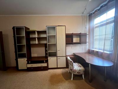 квартира за адресою Євгена Коновальця вул. (Щорса), 36-Б