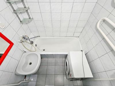 квартира за адресою Дніпровська набережна вул., 13
