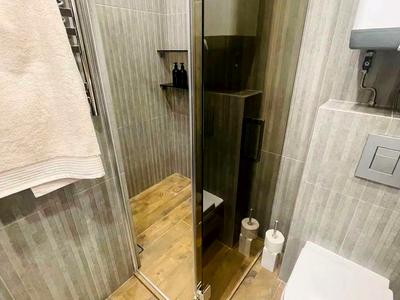 квартира за адресою Салютна вул., 2-Б