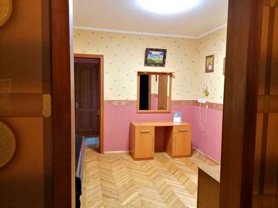 кімната за адресою Академіка Єфремова вул. (Командарма Уборевича), 17